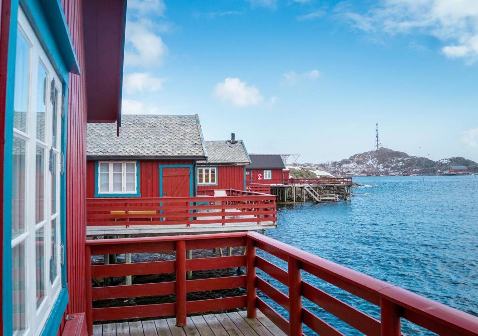 Explorers Cabin Lofoten Edge Сёрвоген Экстерьер фото